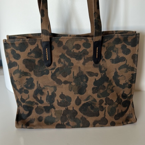 NWT Rare Coach Camo Rainbow Rexy Dinosaur Leather Tote Purse Canvas Case bag FOB - Picture 5 of 11